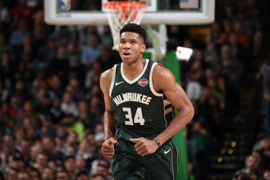 爱游戏中国关于大比分获胜首场状态出色，TES观众沸腾！，字母哥重返赛场气势如虹延续的信息