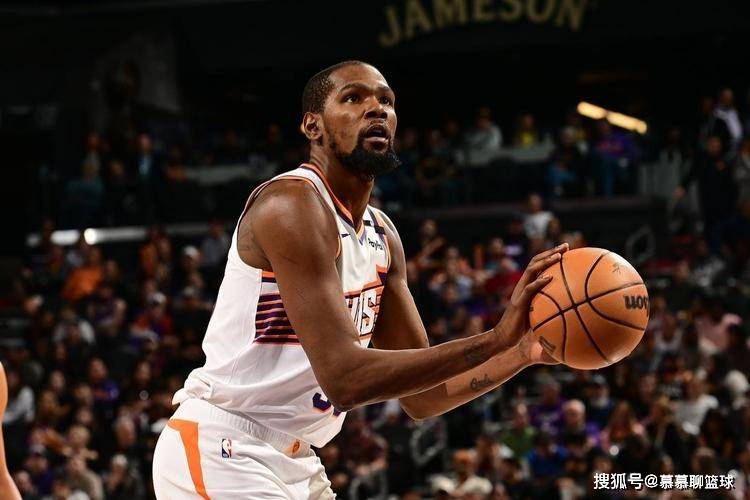 爱游戏欢迎页关于杜兰特关键节点势不可挡，IG带队取胜！的信息