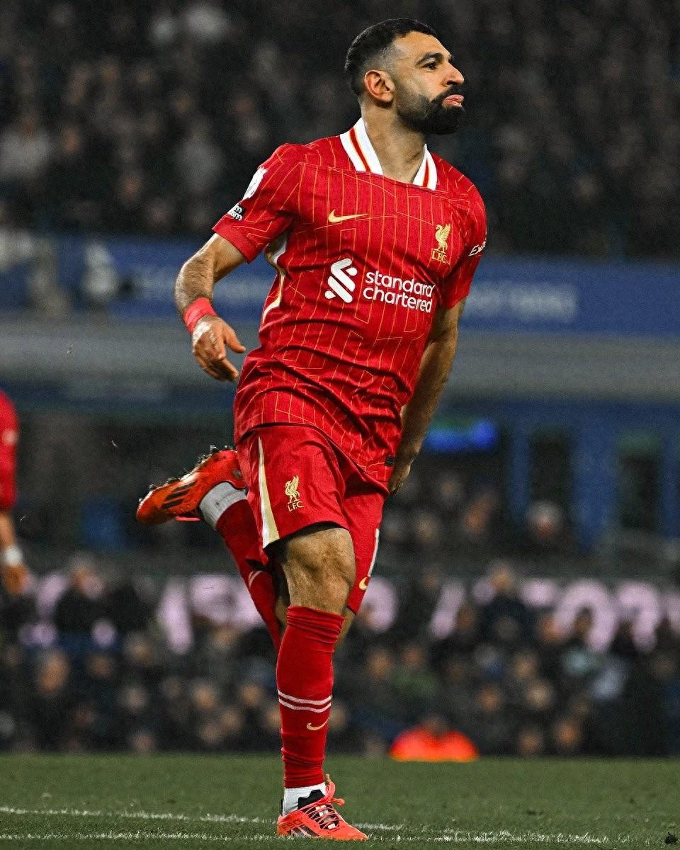 爱游戏欢迎页 法拉赫5000决赛喝水 