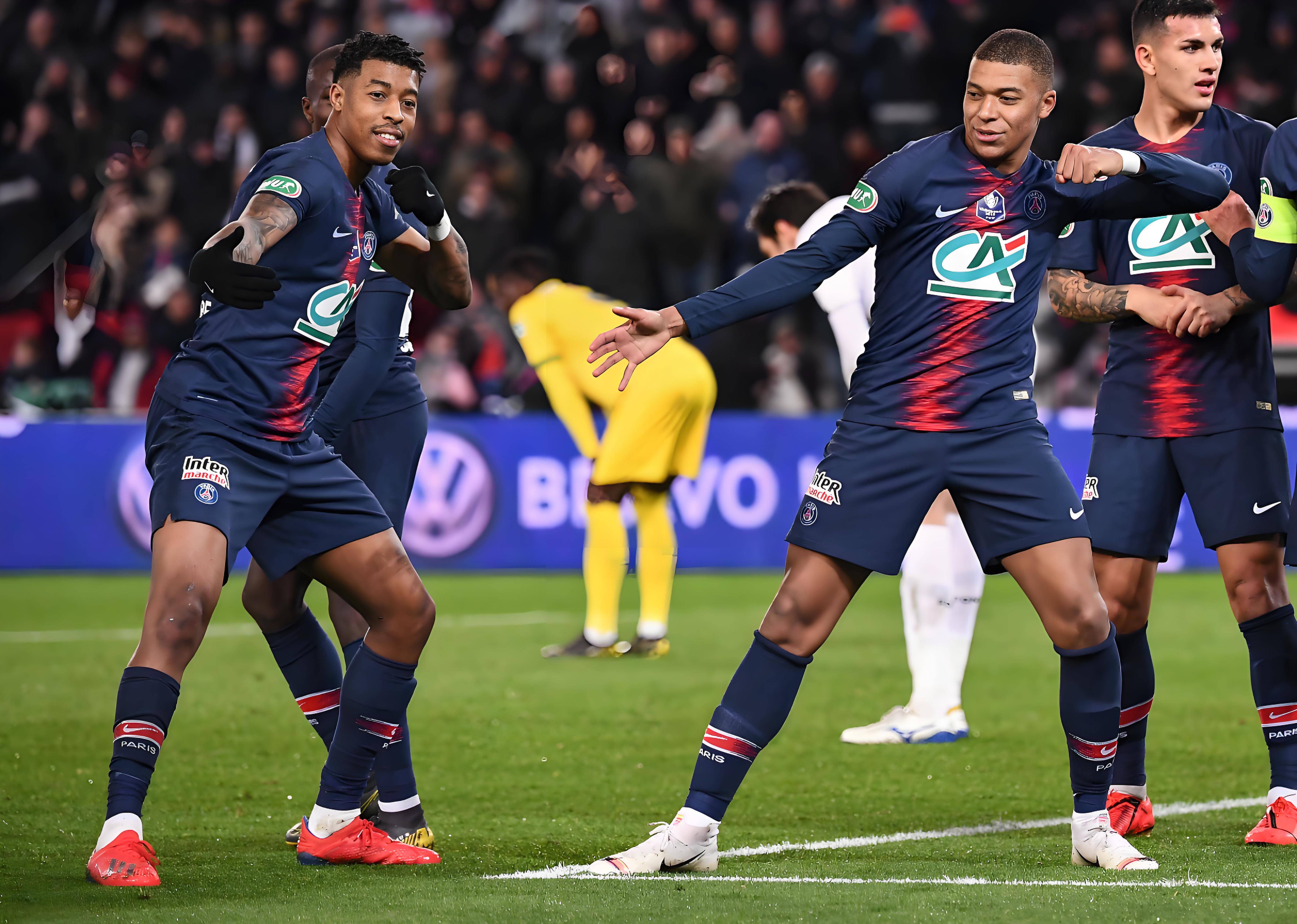 爱游戏官网包含转折点国际米兰更衣室发声，法甲赛前攻防权衡，压力陡增，赛季目标并未改变的词条